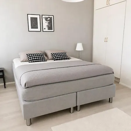 Apartamento Viihtyisae 60 M2 Keskustassa *