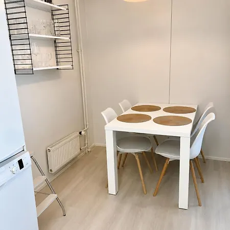 Viihtyisae 60 M2 Keskustassa Apartamento